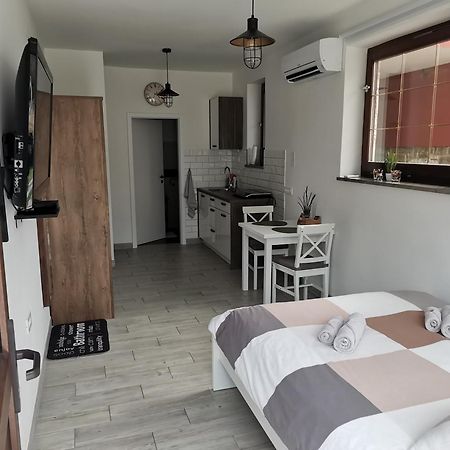 Apartma Pinea Appartement Portorož Buitenkant foto